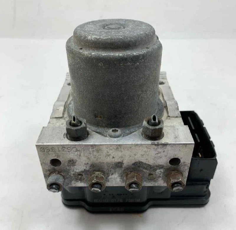2016-2018 Honda HRV ABS Anti-Lock Brake Pump Control Module Assembly AWD CVT Oem