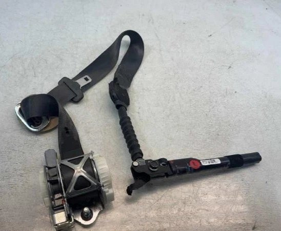 2011-2015 Hyundai Sonata Front Left Hand Driver LH Seat Belt Retractor Black Oem