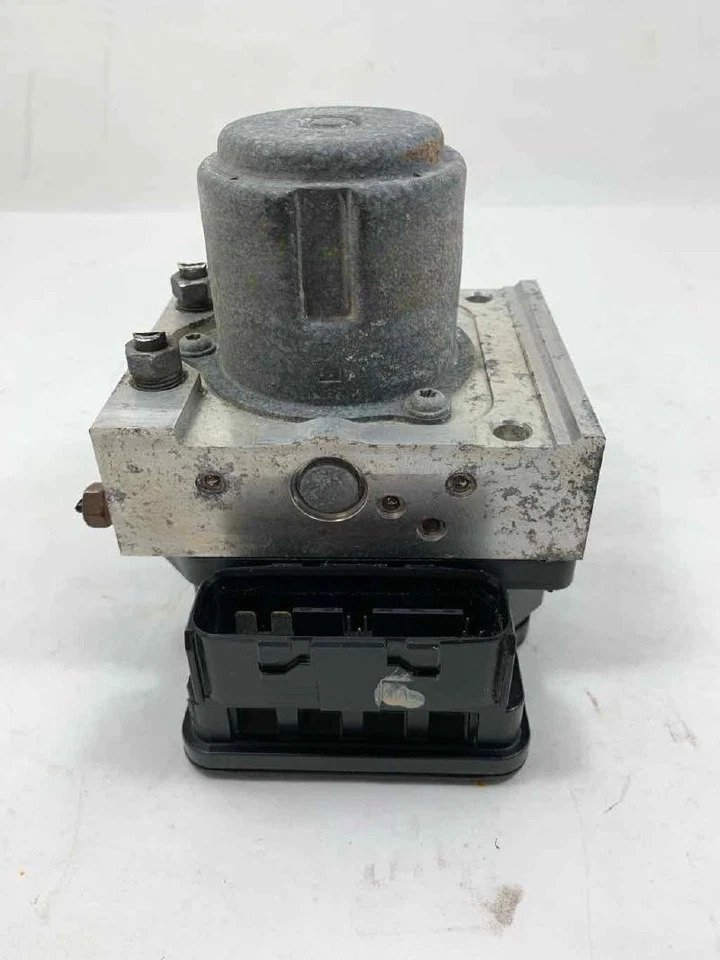 2016-2018 Honda HRV ABS Anti-Lock Brake Pump Control Module Assembly AWD CVT Oem - Image 2